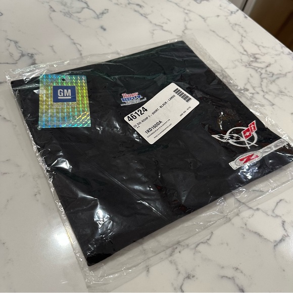 Chevrolet Corvette Men’s C5 Z06 Embroidered T-Shirt Black - Size Large - Picture 2 of 3